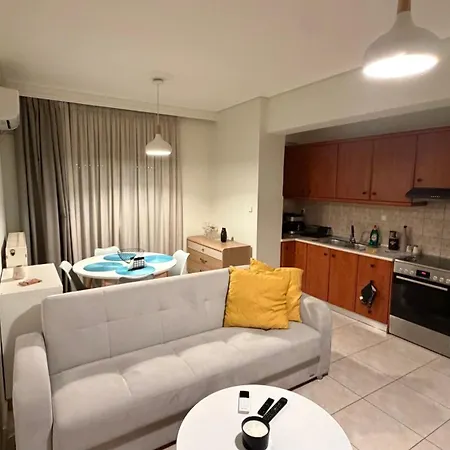 Cozy 1br With Parking By Opal Keys * Larissa