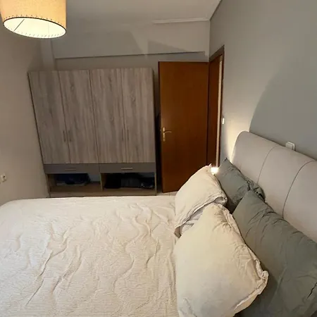 Cozy 1br With Parking By Opal Keys * Larissa